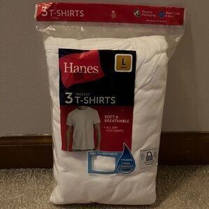 Hanes Classic White Tagless T-Shirts 3-Pack